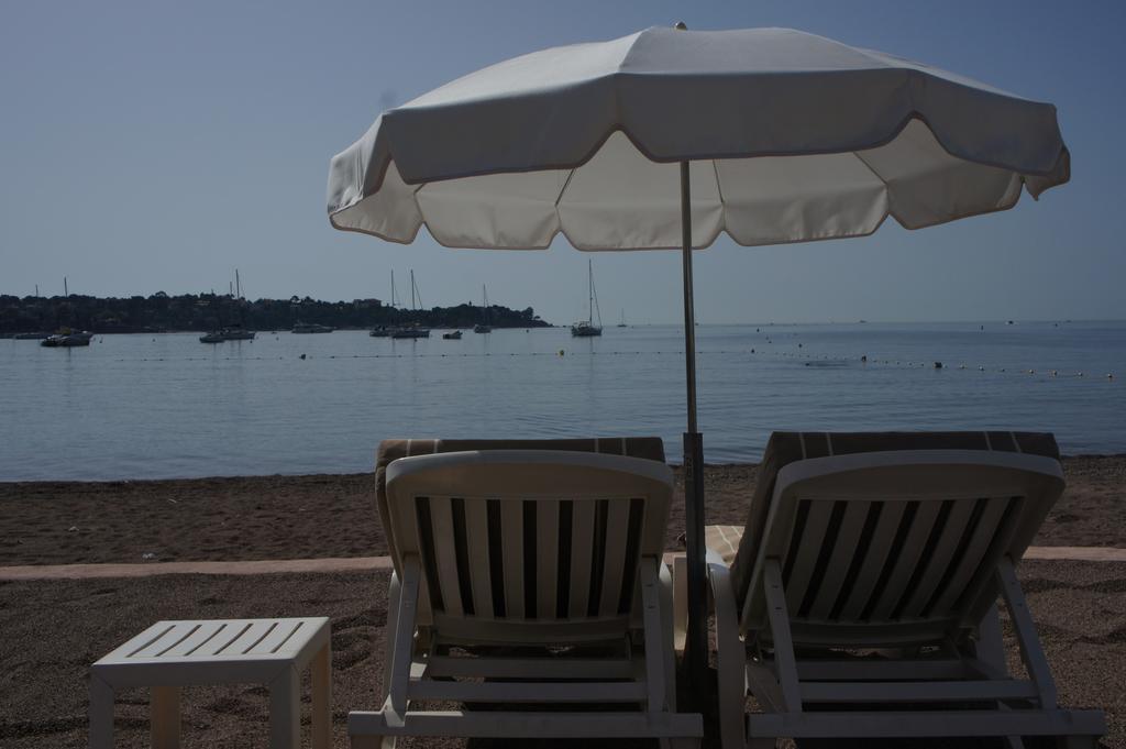 Agay Beach Hotel Saint-Raphaël Kültér fotó