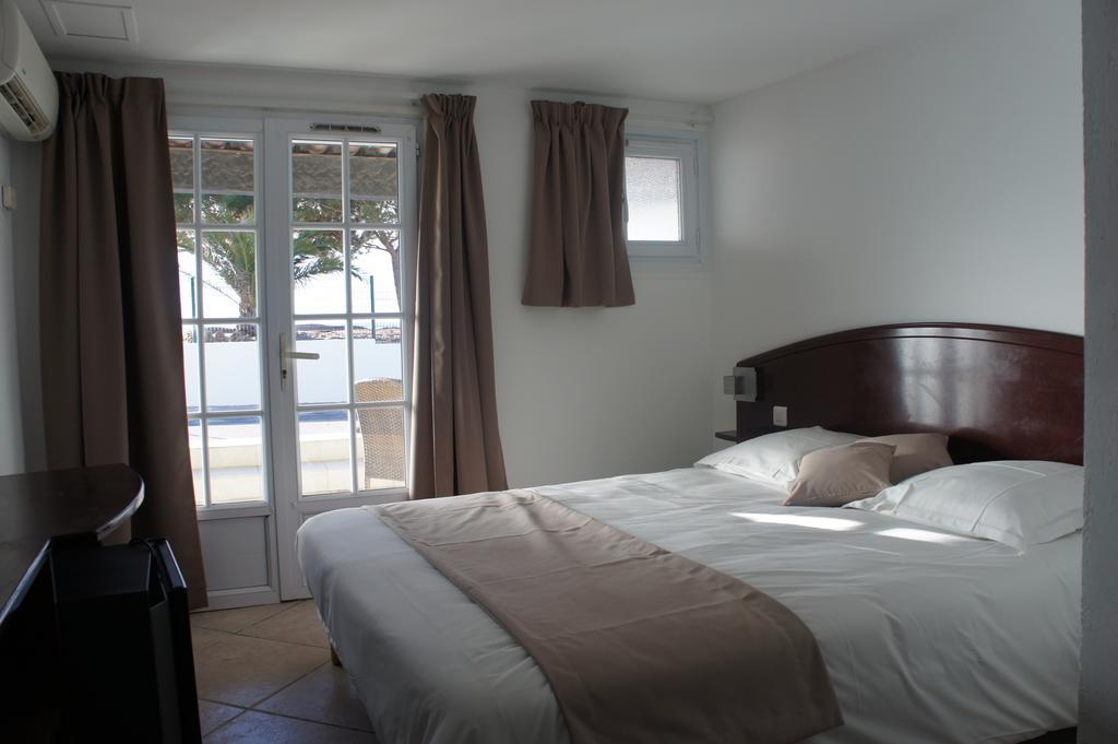 Agay Beach Hotel Saint-Raphaël Szoba fotó